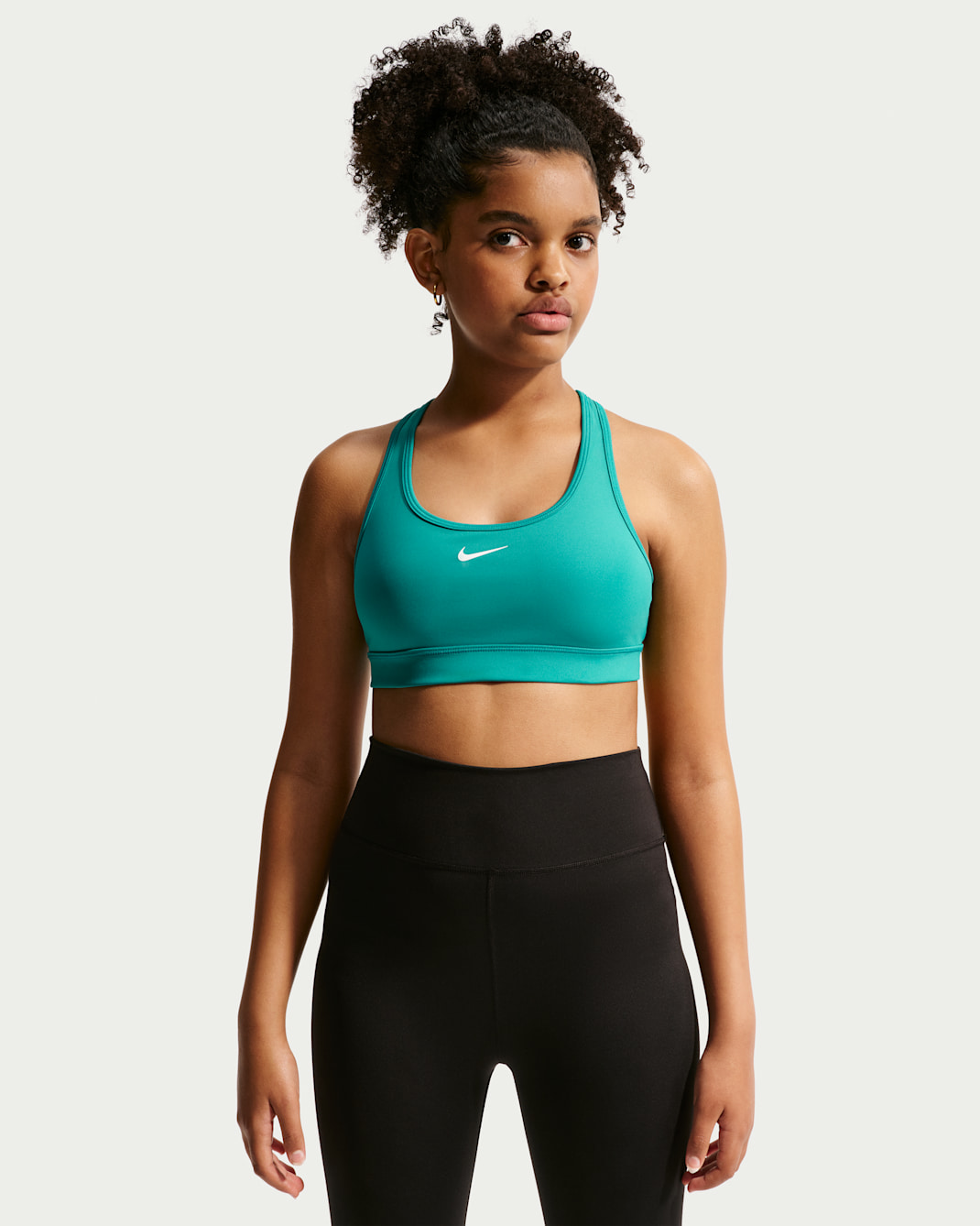 Bra deportivo para niña Nike Swoosh - Energía/Blanco
