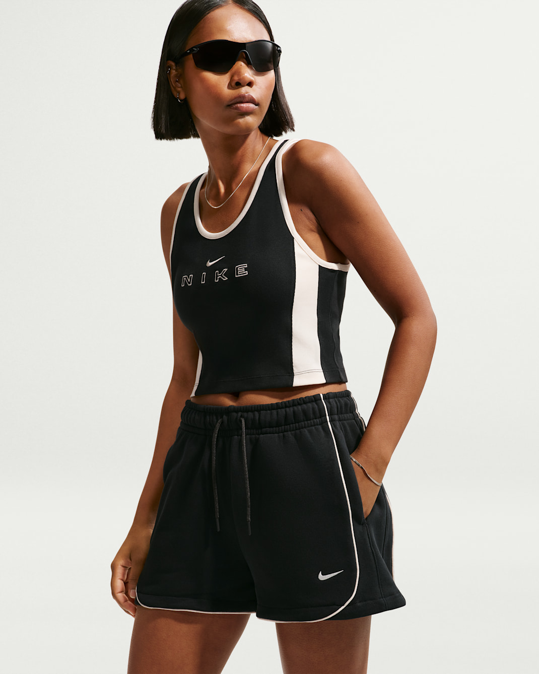 Nike Sportswear Women's Loose Mid-Rise 3" Fleece Shorts
