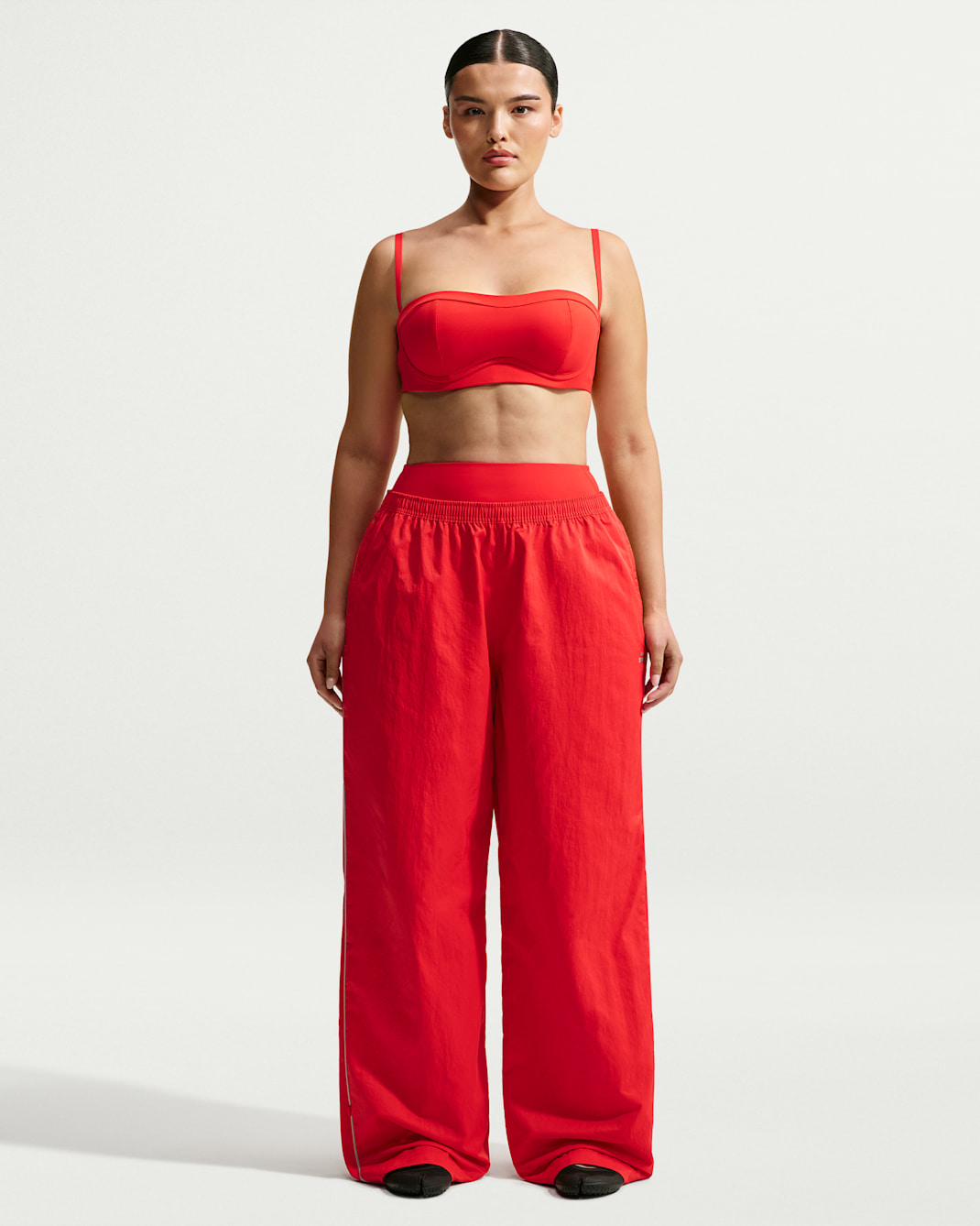 NikeSKIMS Crunchy Nylon Women's Wide-Leg Pants