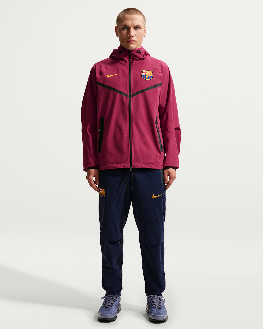FC Barcelona Tech Men's Nike Football Woven Trousers - Blackened Blue/Black/Mineral Yellow