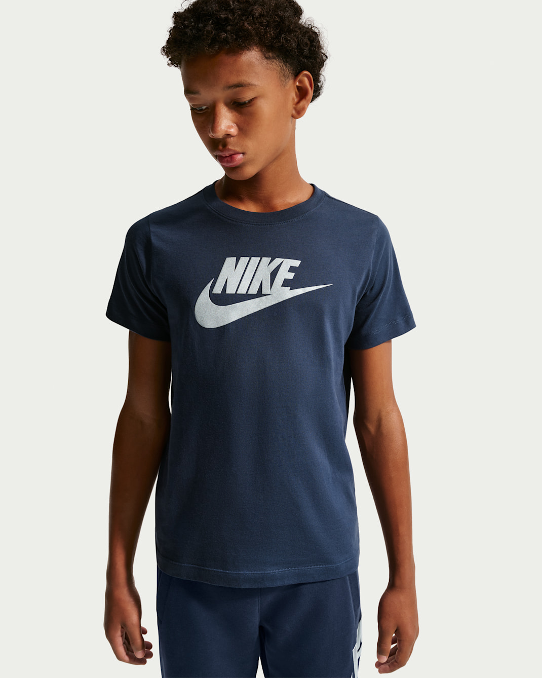 Nike Sportswear Club Older Kids' T-Shirt - Midnight Navy
