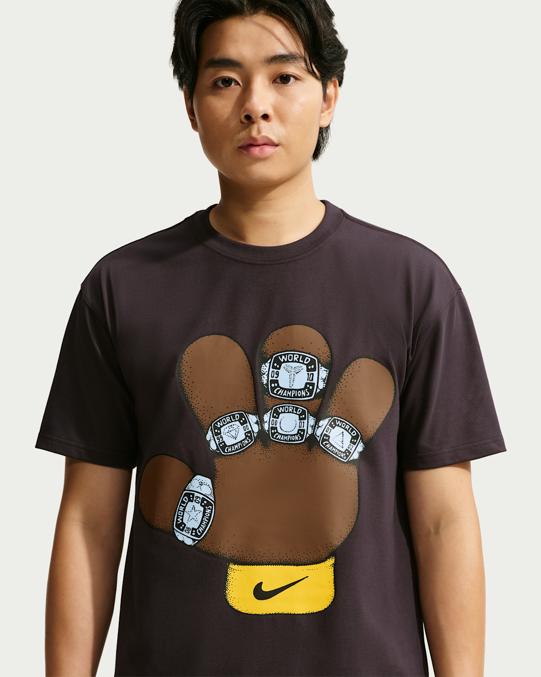 เสื้อยืดบาสเก็ตบอลผู้ชาย Nike Dri-FIT Kobe - Burgundy Ash