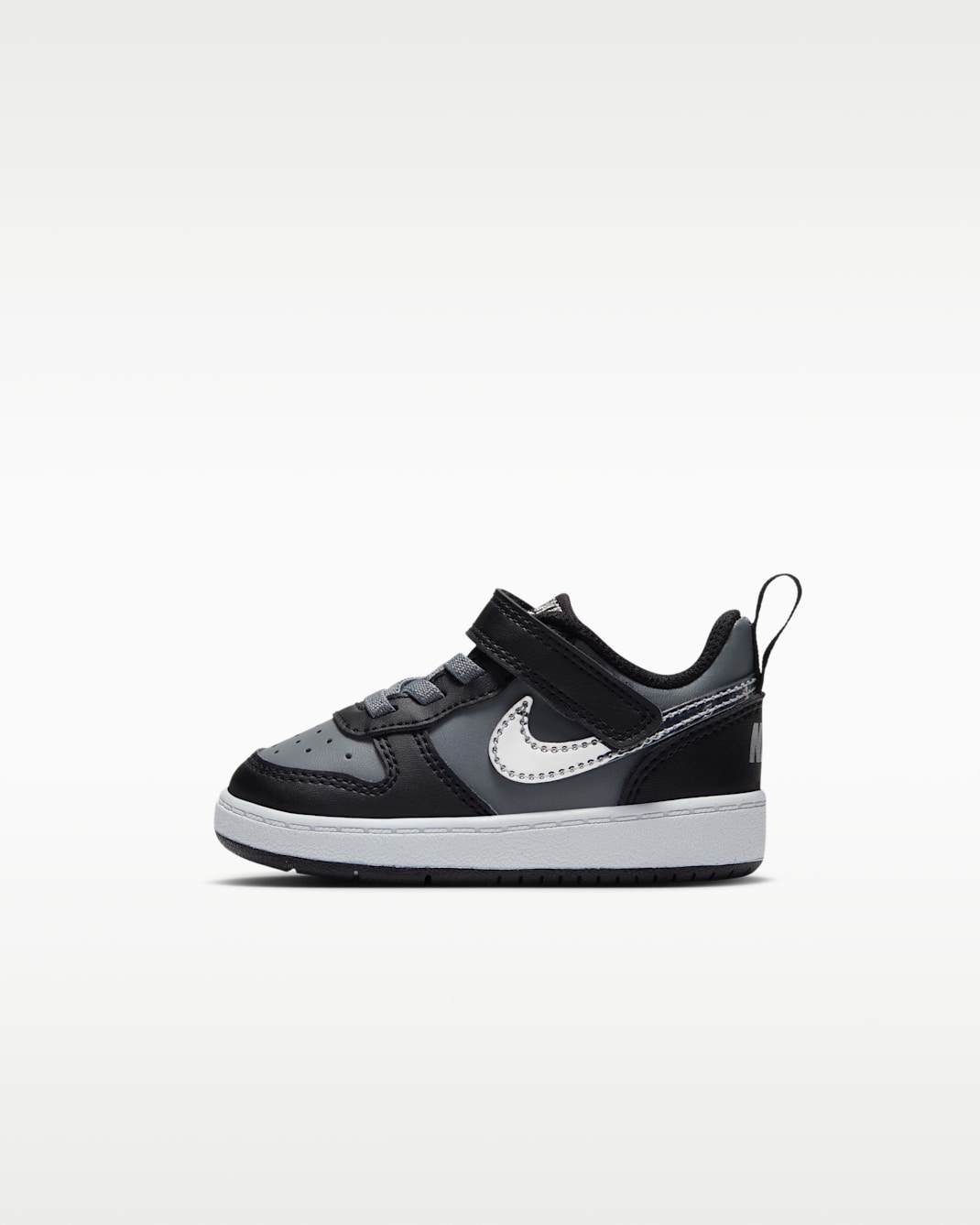 Sapatilhas Nike Court Borough Low para bebé - Preto/Cinzento Smoke/Prateado metalizado