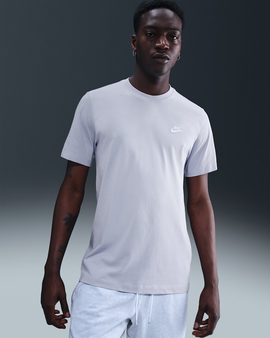 Nike Sportswear Club Men's T-Shirt - Ghost/White