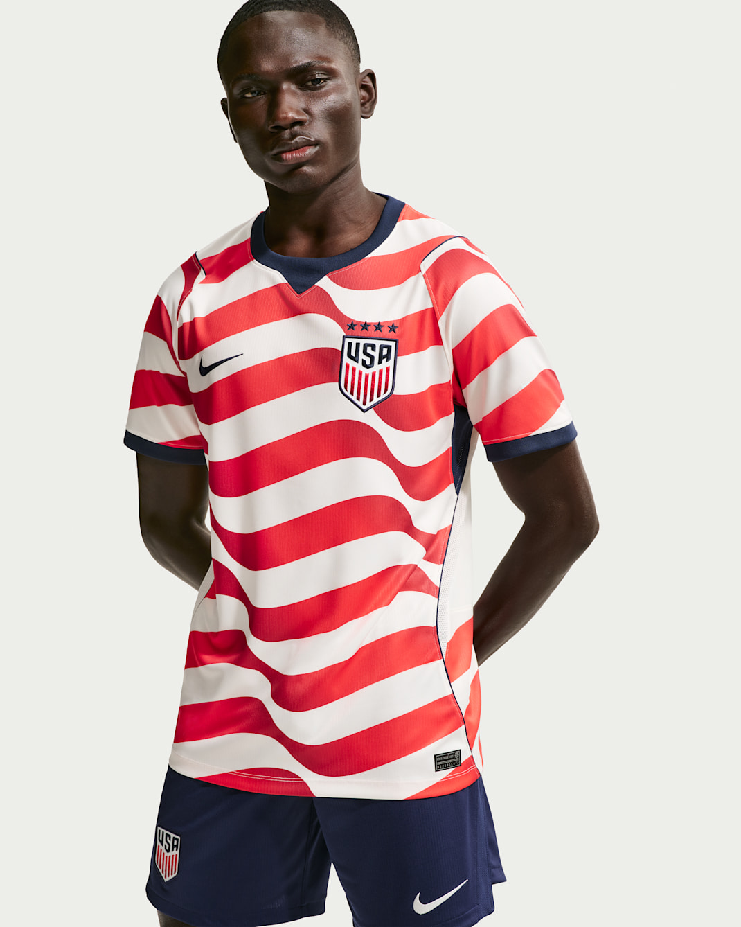 Jersey de futbol Nike Dri-FIT Replica del USWNT local 2026 Stadium para hombre - Vela/Azul marino medianoche/Azul marino medianoche/Azul marino medianoche