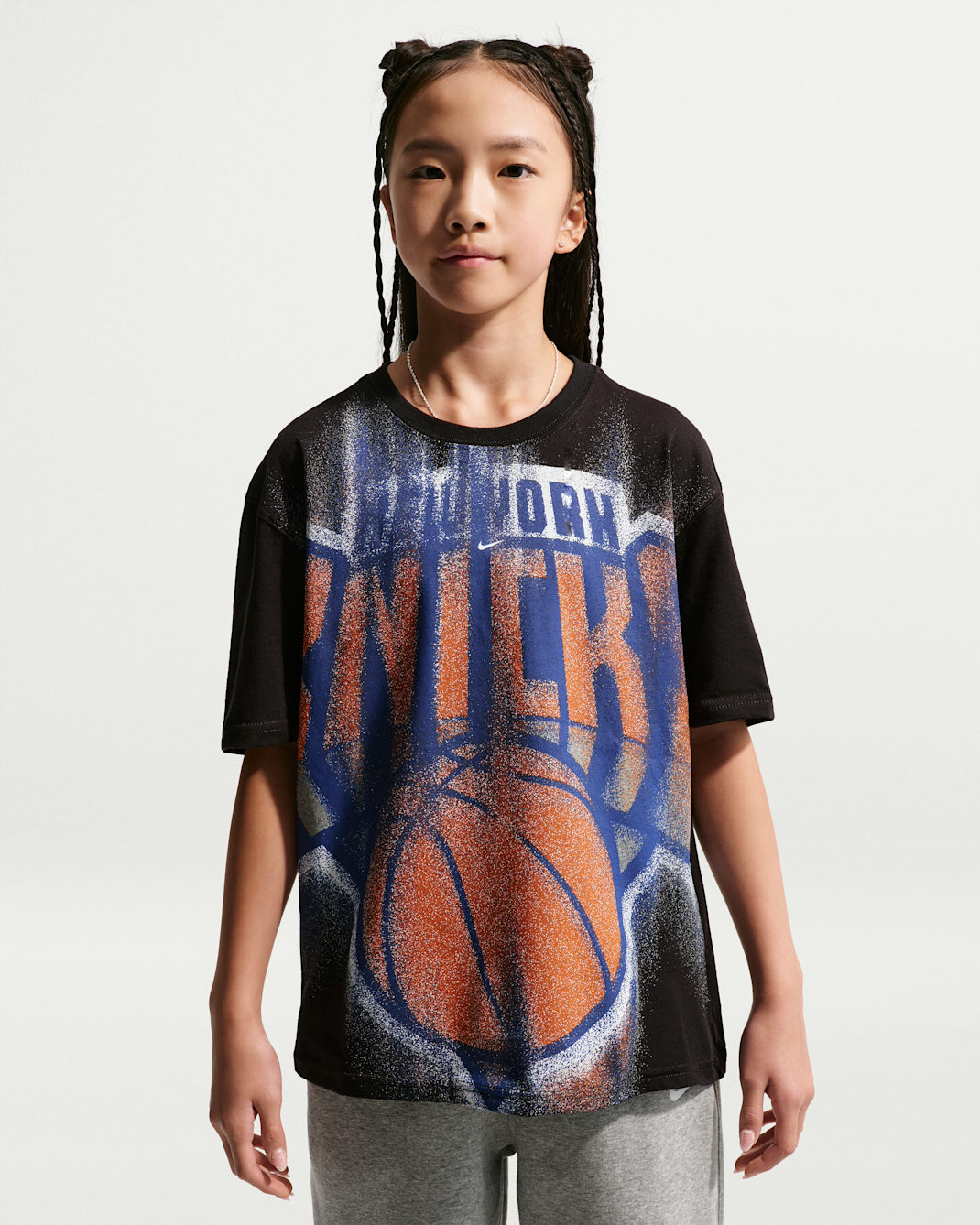 New York Knicks Nike Edge 26 Big Kids' Short-Sleeve T-Shirt
