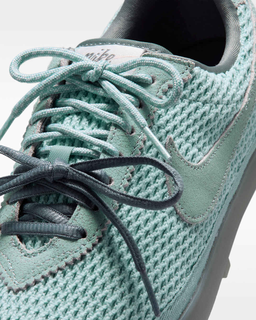 Nike Astrograbber Textile Women's Shoes