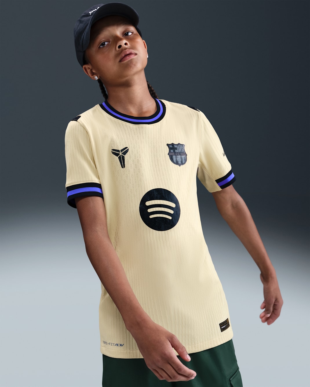 FC Barcelona 2025/26 Match Uit Kobe Dri-FIT ADV authentiek voetbalshirt voor kids - Team Gold/Team Gold/Persian Violet/Zwart