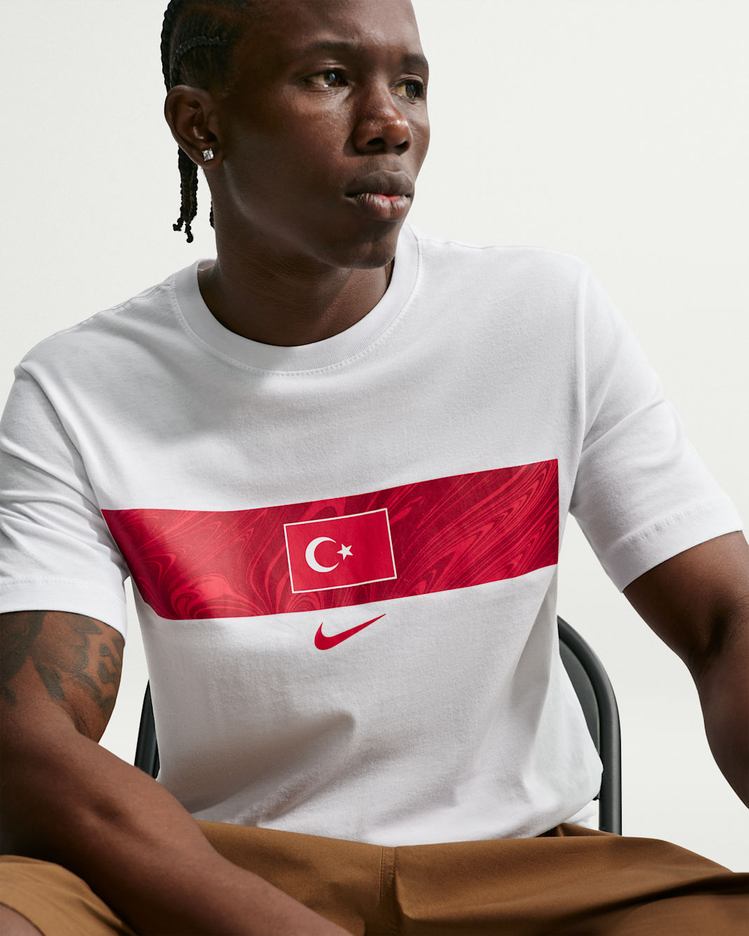 Turkey 2026 T-Shirt Men's Nike Football T-Shirt - White/Sport Red/Sport Red