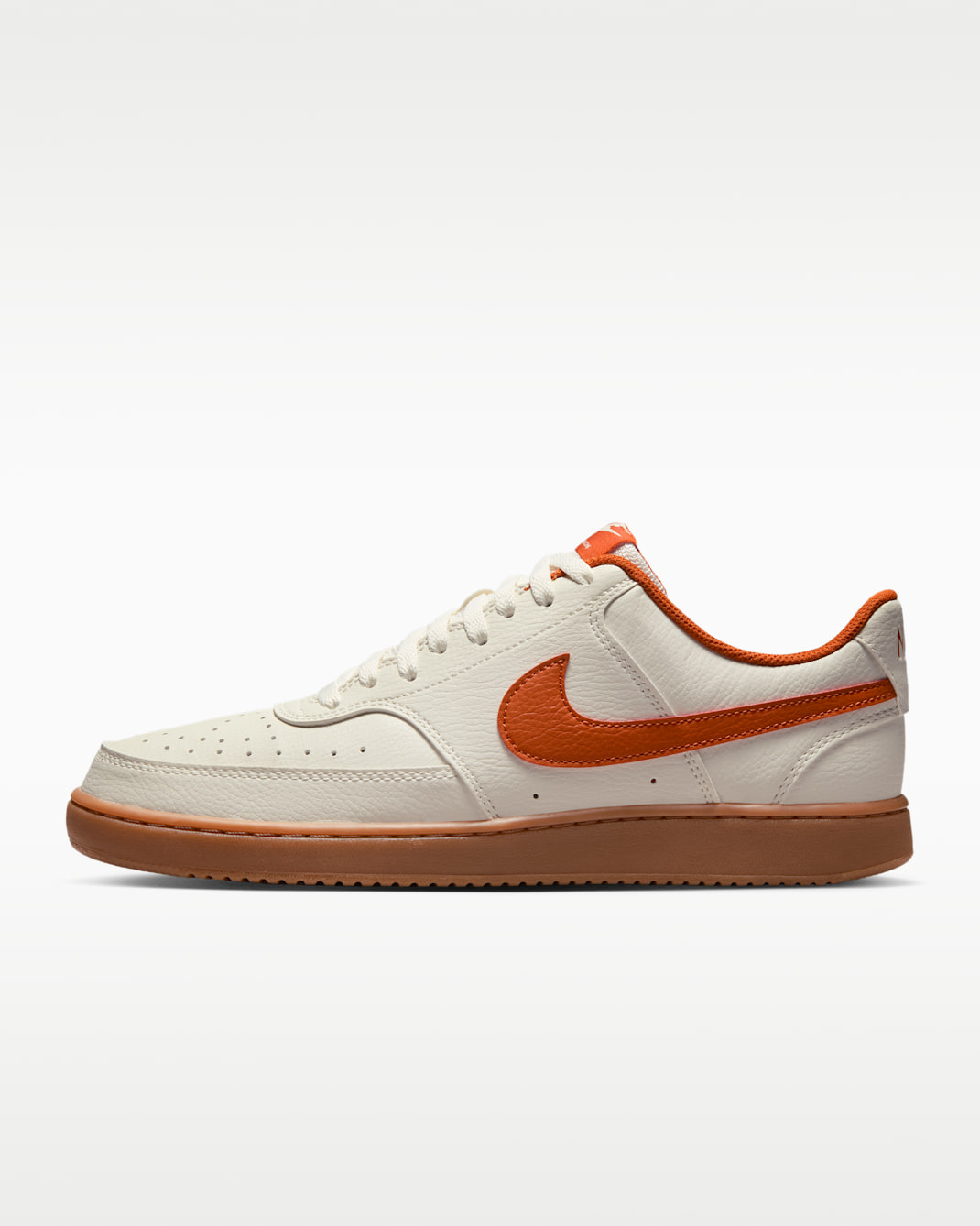 Tenis para hombre Nike Court Vision Low - Vela/Marrón medio goma/Naranja fogata