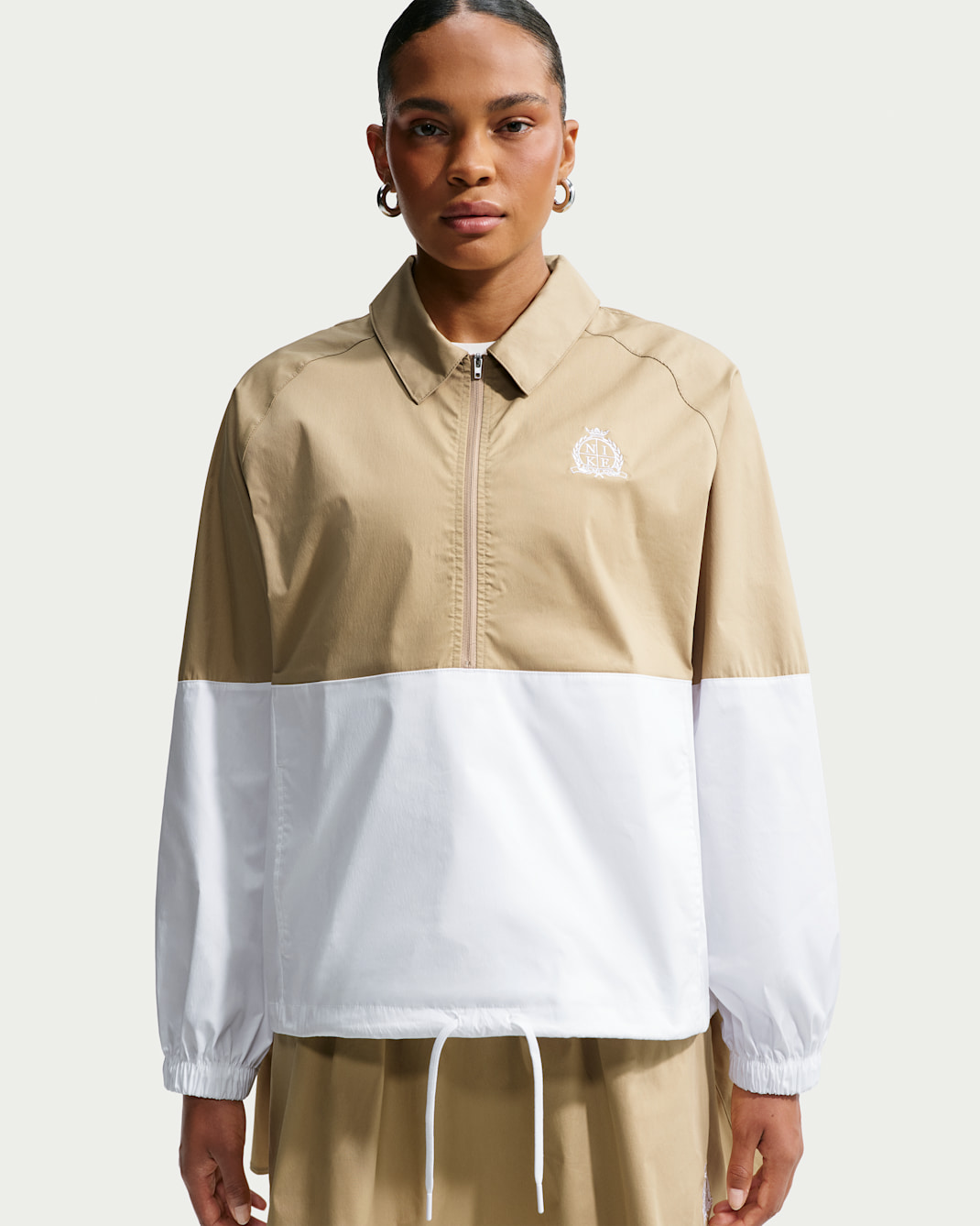 Nike Sportswear Women's Oversized Poplin 1/2-Zip Jacket - Parachute Beige/White/White