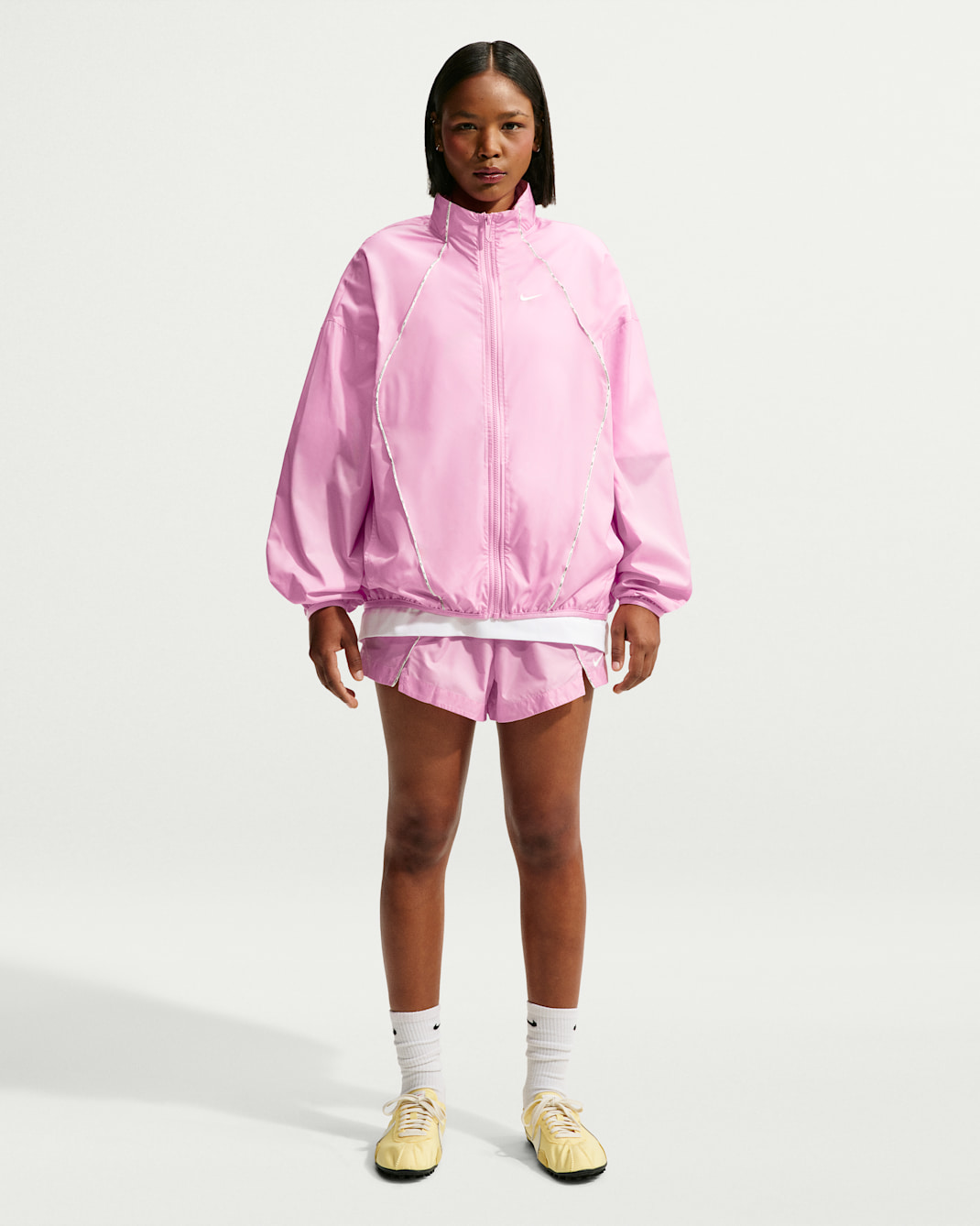 Nike Sportswear  Women's Loose Mid-Rise Repel Woven Shorts - Pink Rise/Sail/Sail