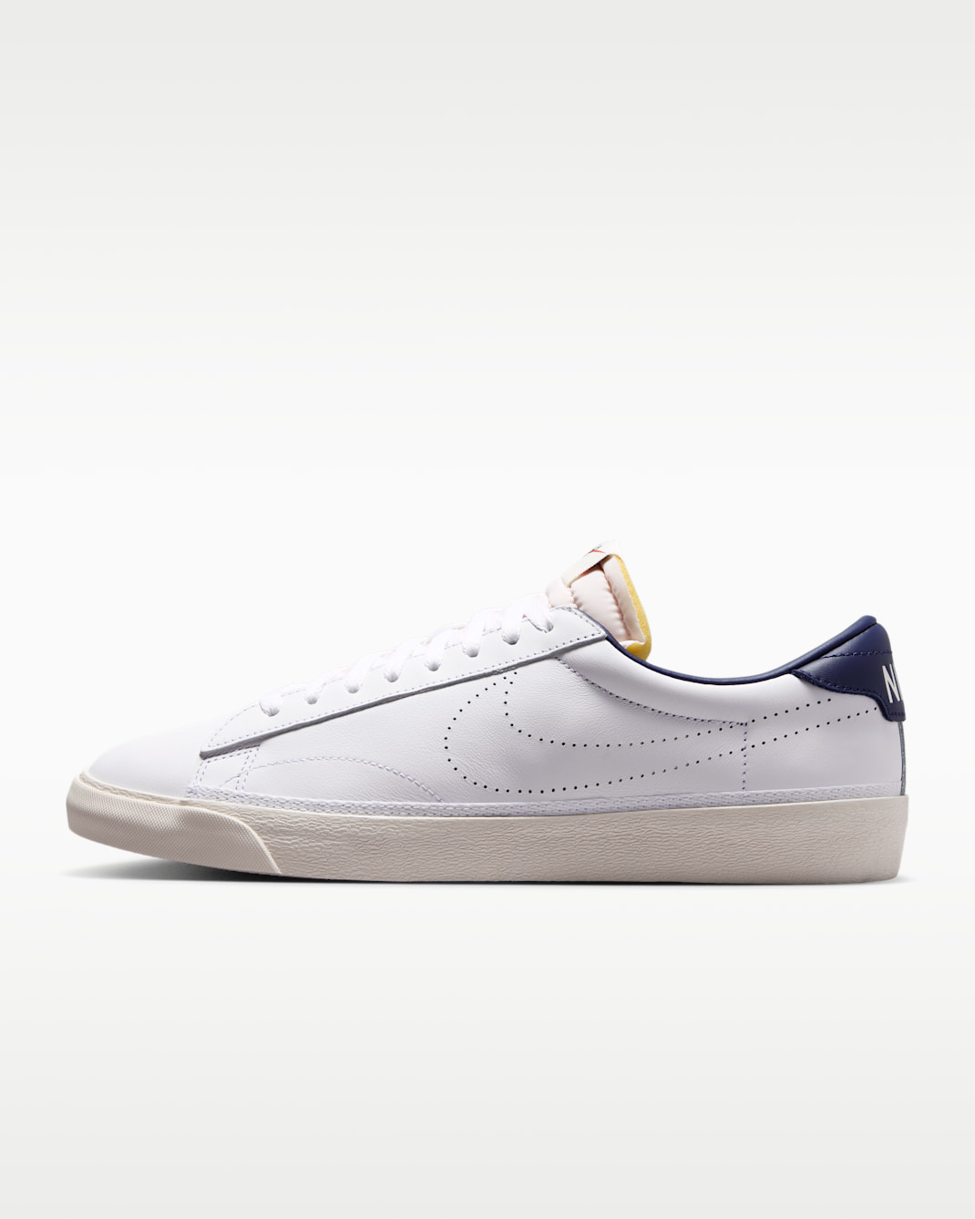 Sko Tennis Classic för män - Vit/Midnight Navy/Sail/Vit