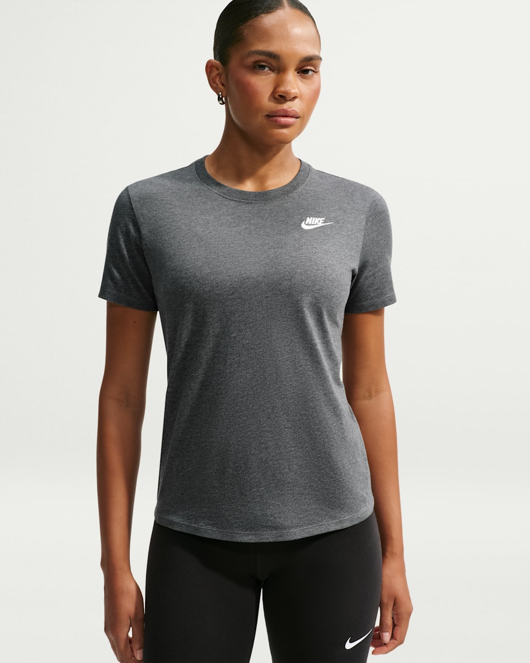 Nike Sportswear Club Essentials Women's T-Shirt - Charcoal Heather