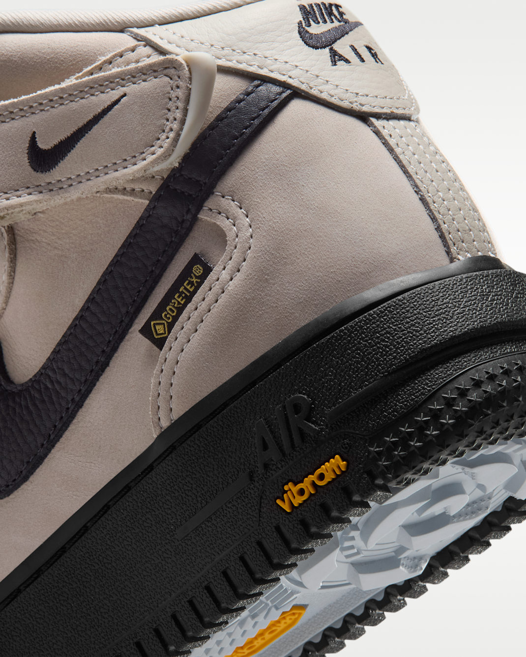 Nike Air Force 1 Mid '07 GORE-TEX Vibram Men's Shoes