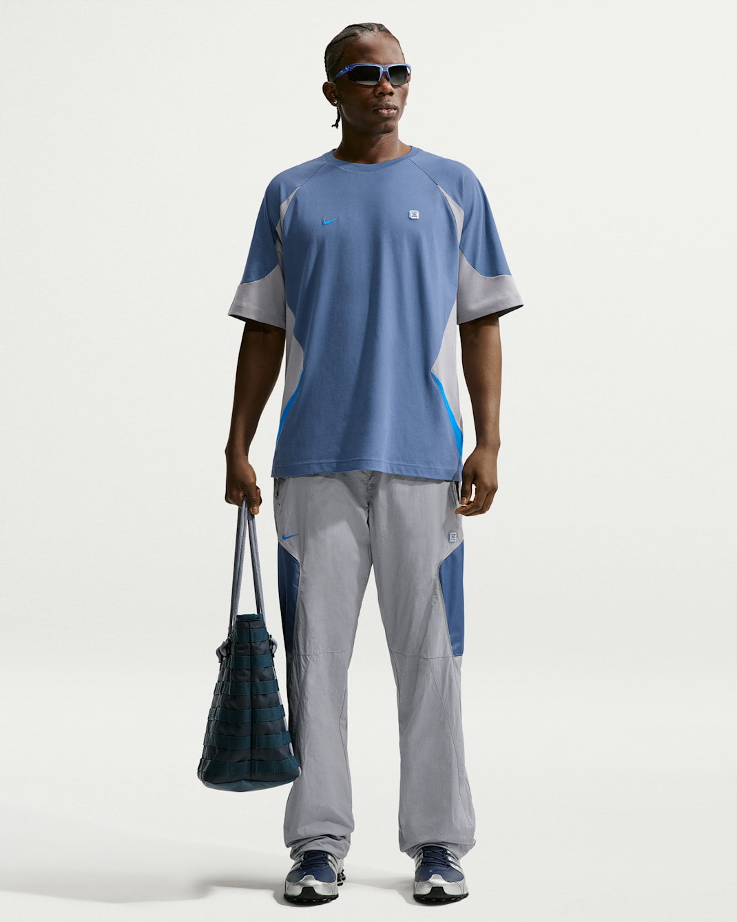 Nike Sportswear Men's Woven Trousers - Stealth/Slate