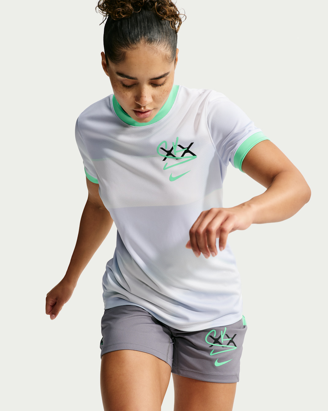Sam Kerr Women's Dri-FIT Soccer Short-Sleeve Pre-Match Top - Summit White/Green Glow