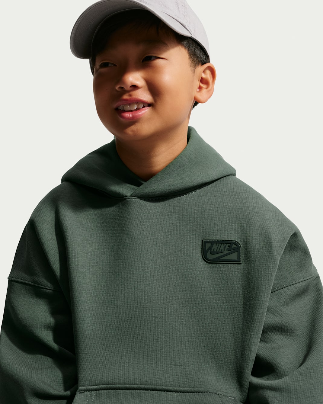 Nike Sportswear Club Fleece Big Kids' Oversized Fleece Hoodie
