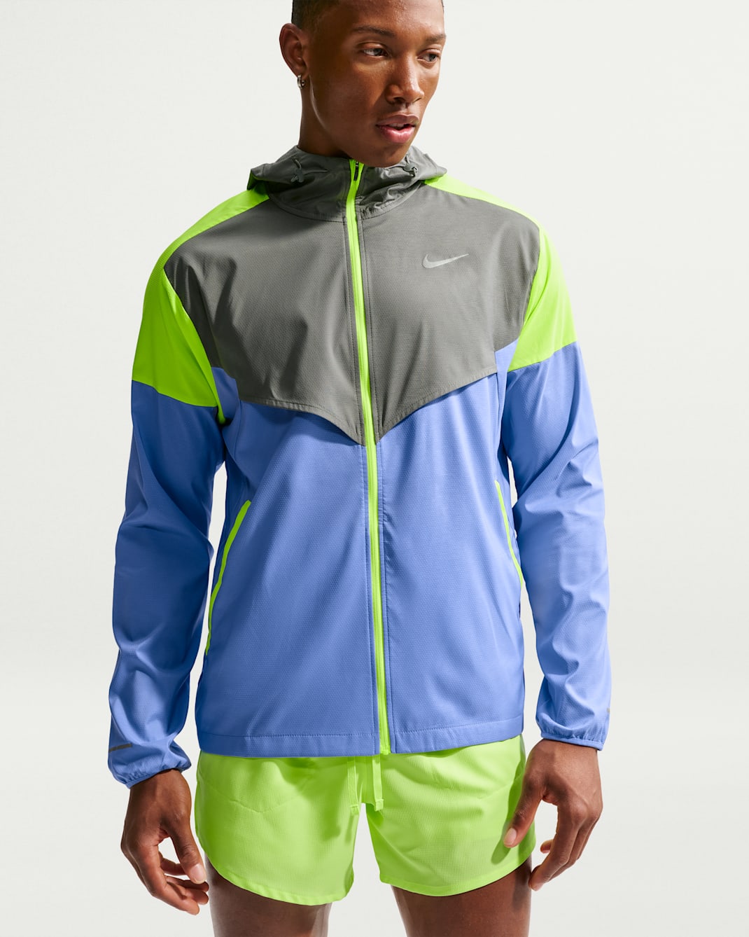 Ανδρικό τζάκετ για τρέξιμο Nike Impossibly Light Windrunner - Royal Pulse/Smoke Grey/Volt Ice