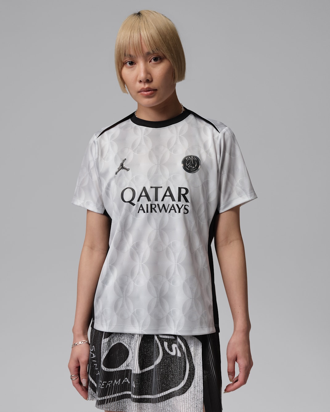 Paris Saint-Germain Academy Pro Night Edition Women's Jordan Dri-FIT Football Short-Sleeve Pre-Match Top - Medium Grey/Black/Black