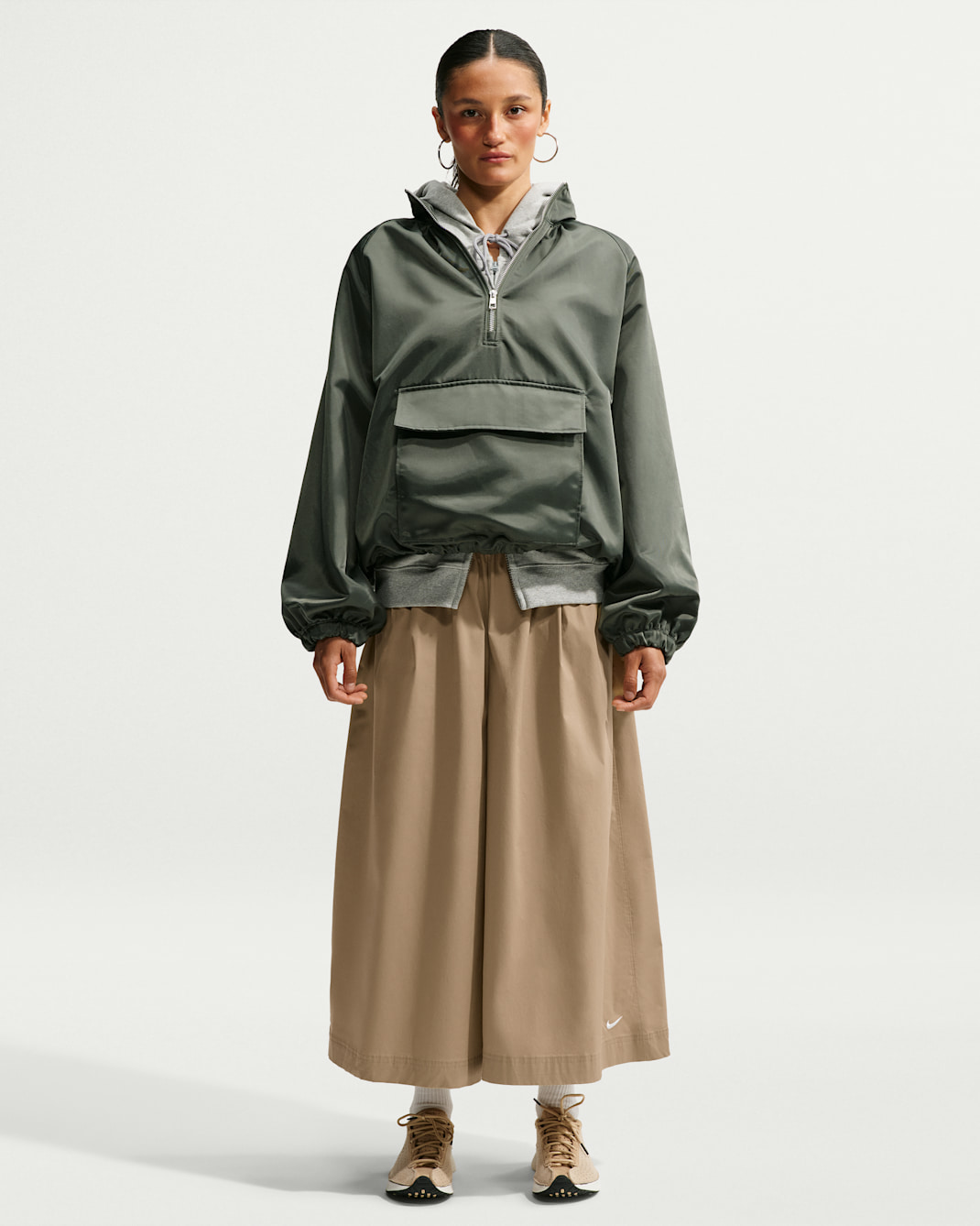 Nike Sportswear Women's Oversized Mid-Rise Poplin Culottes - Parachute Beige/White