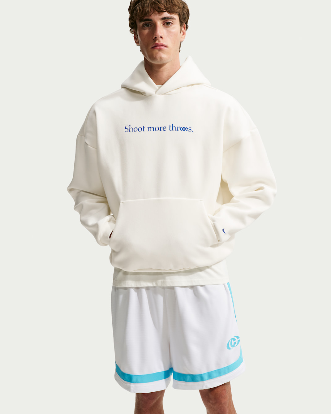 Caitlin Clark Standard Issue Men's Therma-FIT Brushed Basketball Pullover Hoodie - Sail/Pale Ivory/Hyper Royal