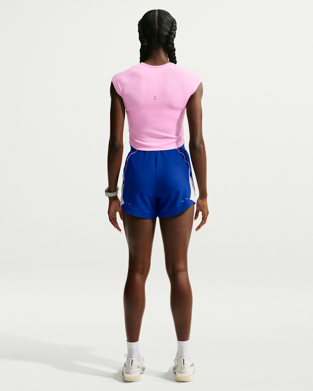 Nike Swoosh Women's Dri-FIT Mid-Rise Unlined Running Shorts