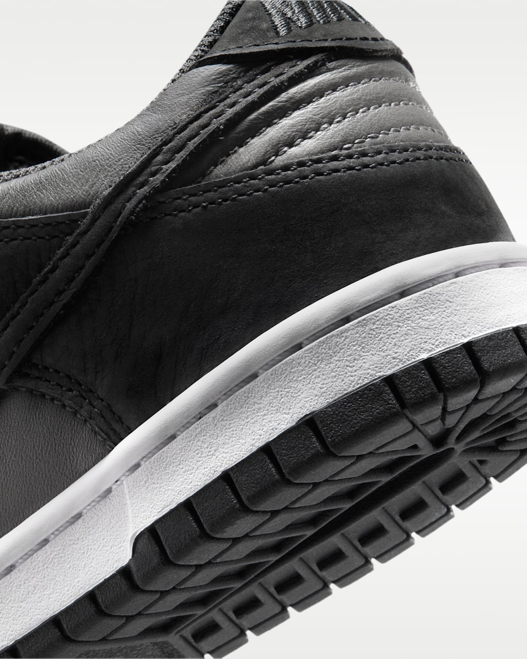 Nike Dunk Low SE Big Kids' Shoes