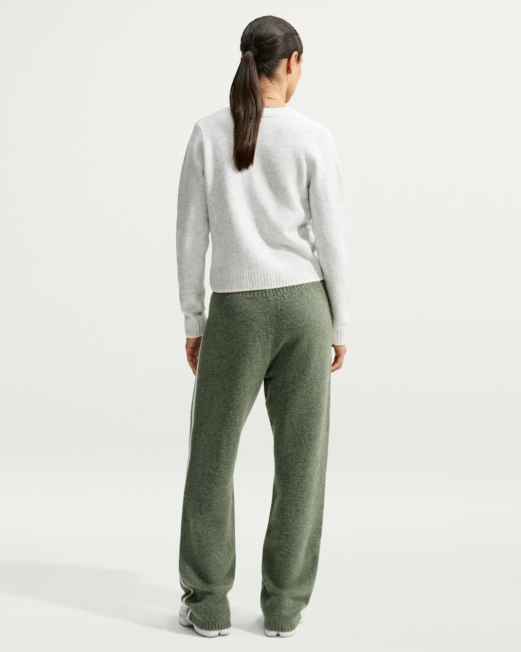 Nike Sportswear Chill Knit Women's Mid-Rise Pants