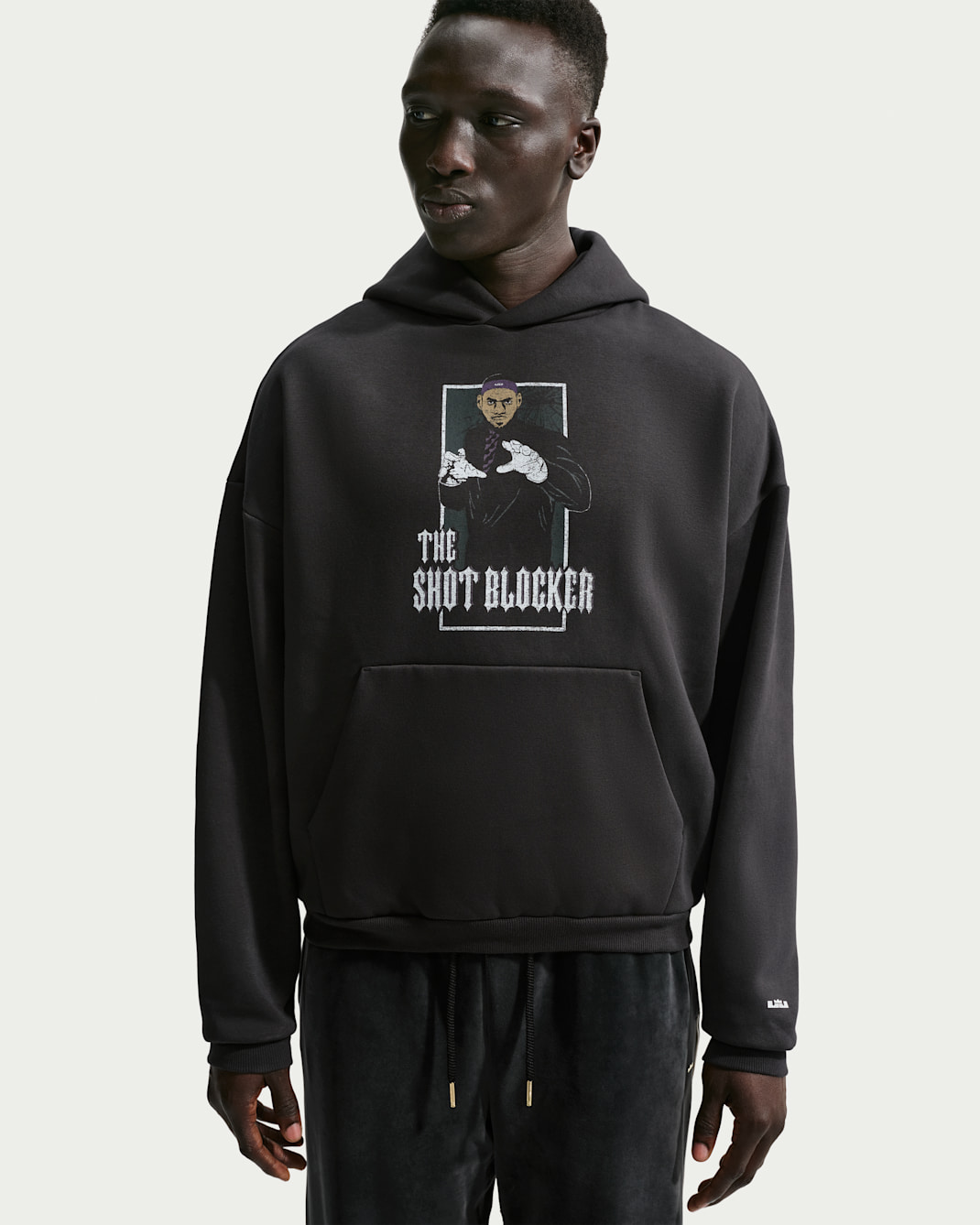 LeBron "Hurt Feelings" Men's Therma-FIT Brushed Basketball Pullover Hoodie - Off Noir