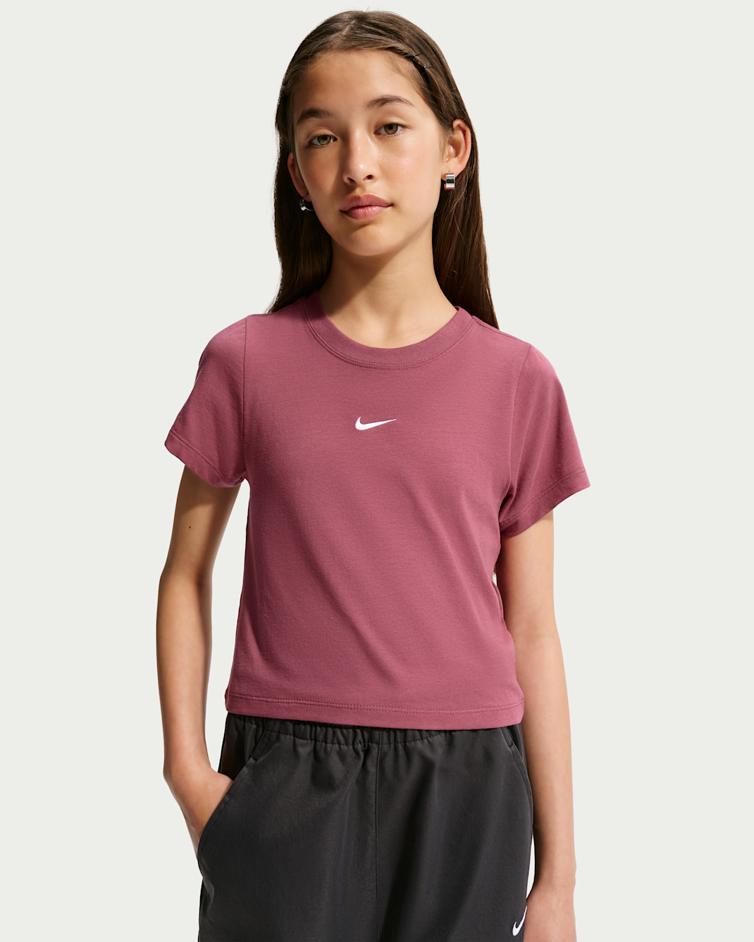 Nike Sportswear Older Kids' (Girls') Cropped T-Shirt - Pink Smoke