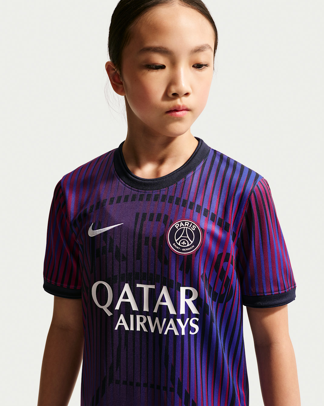 Paris Saint-Germain Away Big Kids' Nike Dri-FIT Soccer Pre-Match Top
