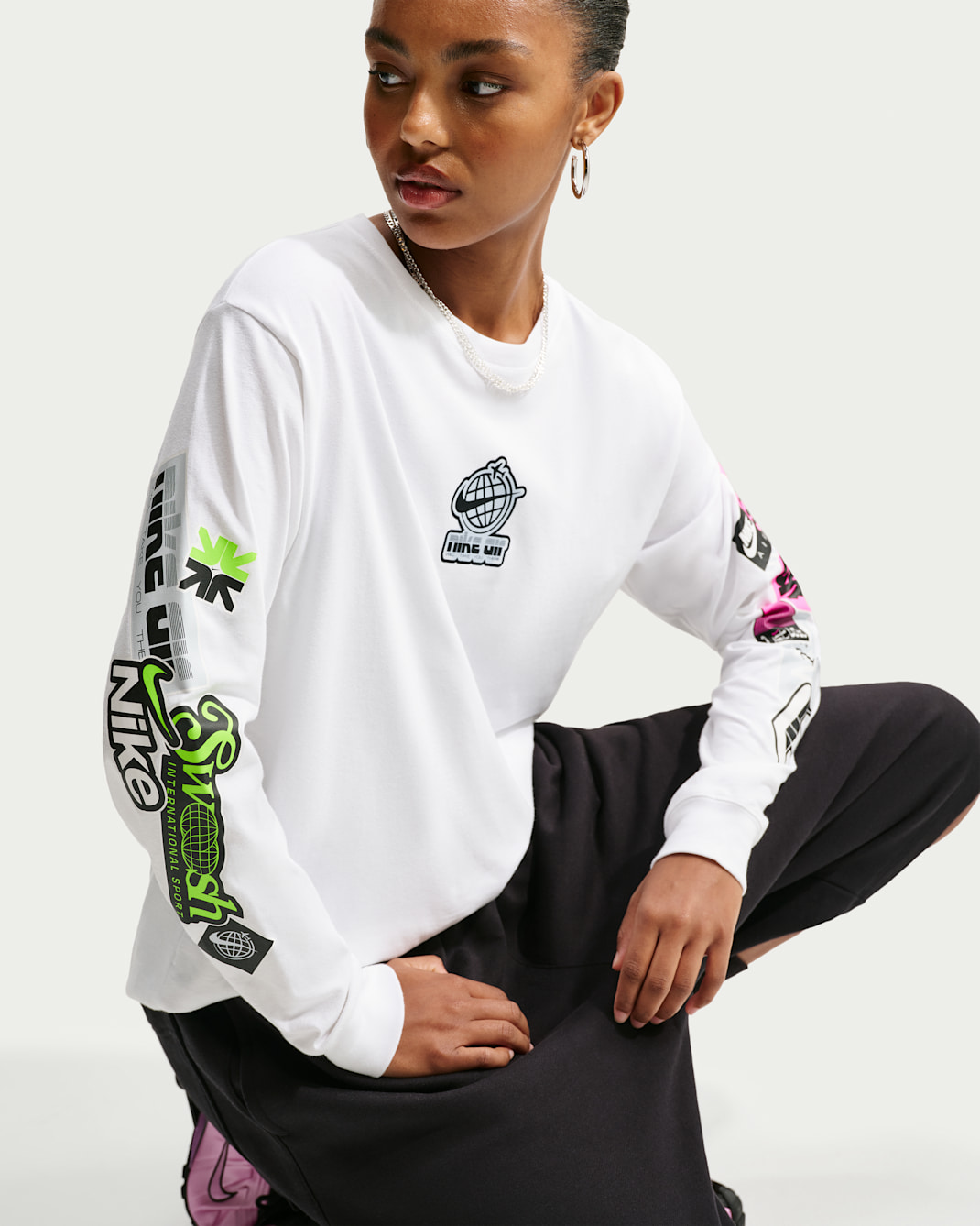 Nike Sportswear Classic Women's Oversized Long-Sleeve T-Shirt