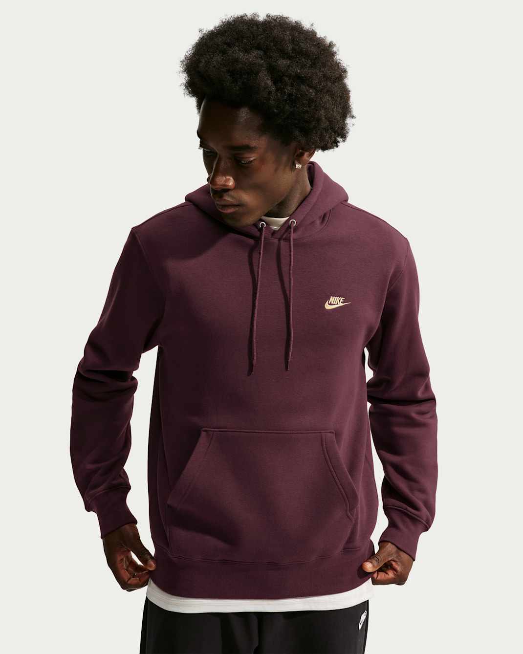 Nike Club Men's Pullover Fleece Hoodie - Burgundy Crush/Burgundy Crush/Metallic Gold