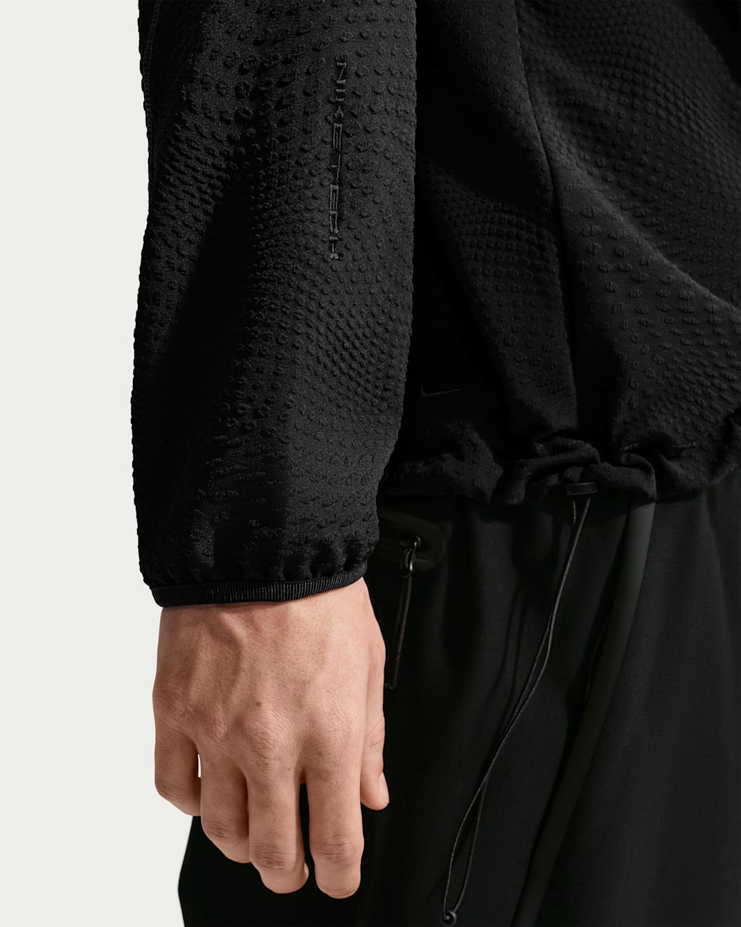 Nike Tech Men's Loose Dri-FIT Quarter-Zip Top
