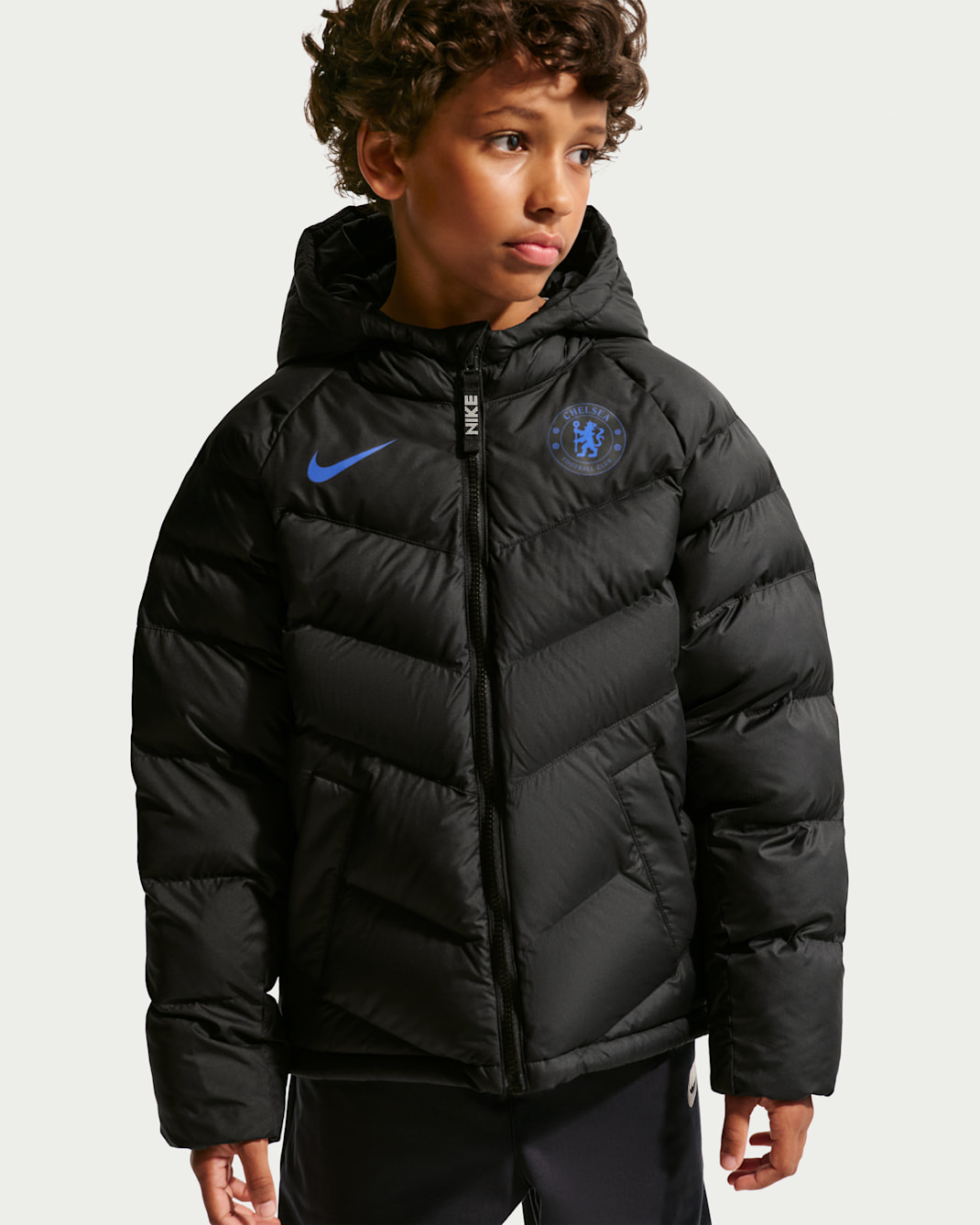 Chelsea F.C. Older Kids' Nike Football Synthetic-Fill Hooded Jacket - Black/Black/Bright Blue