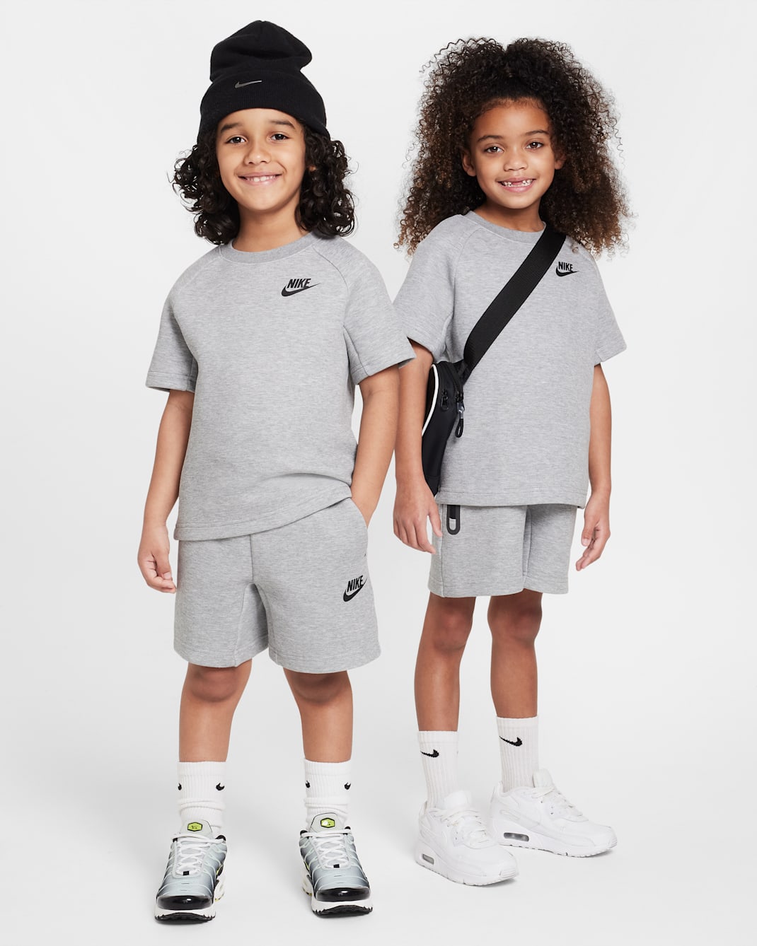 Nike Little Kids' 2-Piece Crew Set - Grey