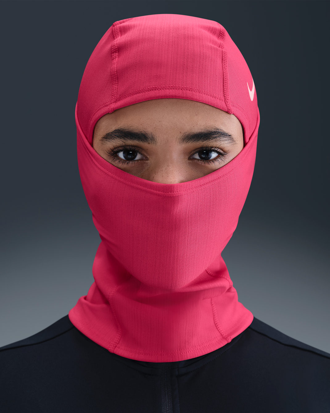 Gorro de fútbol americano Nike Pro HyperWarm - Rosa vivo/Blanco
