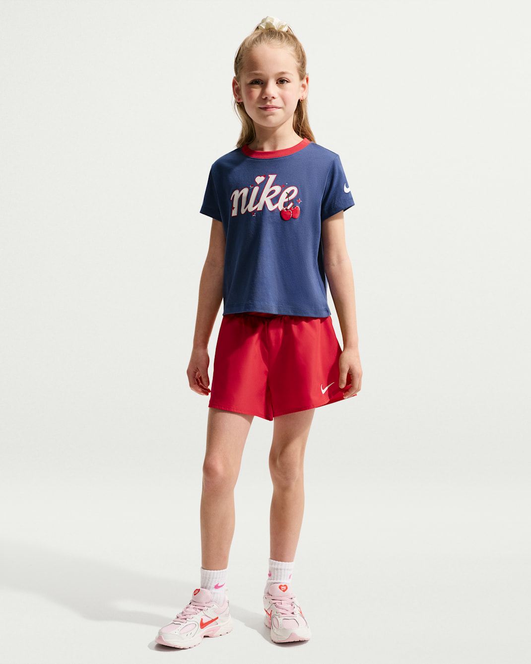Conjunto de playera y shorts Crossover Dri-FIT para niños talla pequeña Nike - Rojo universitario
