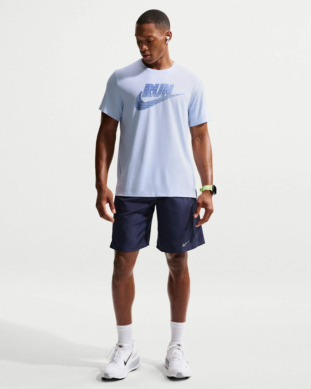 Ανδρικό σορτς για τρέξιμο χωρίς επένδυση Nike Miler Dri-FIT 23 cm - Midnight Navy/Midnight Navy