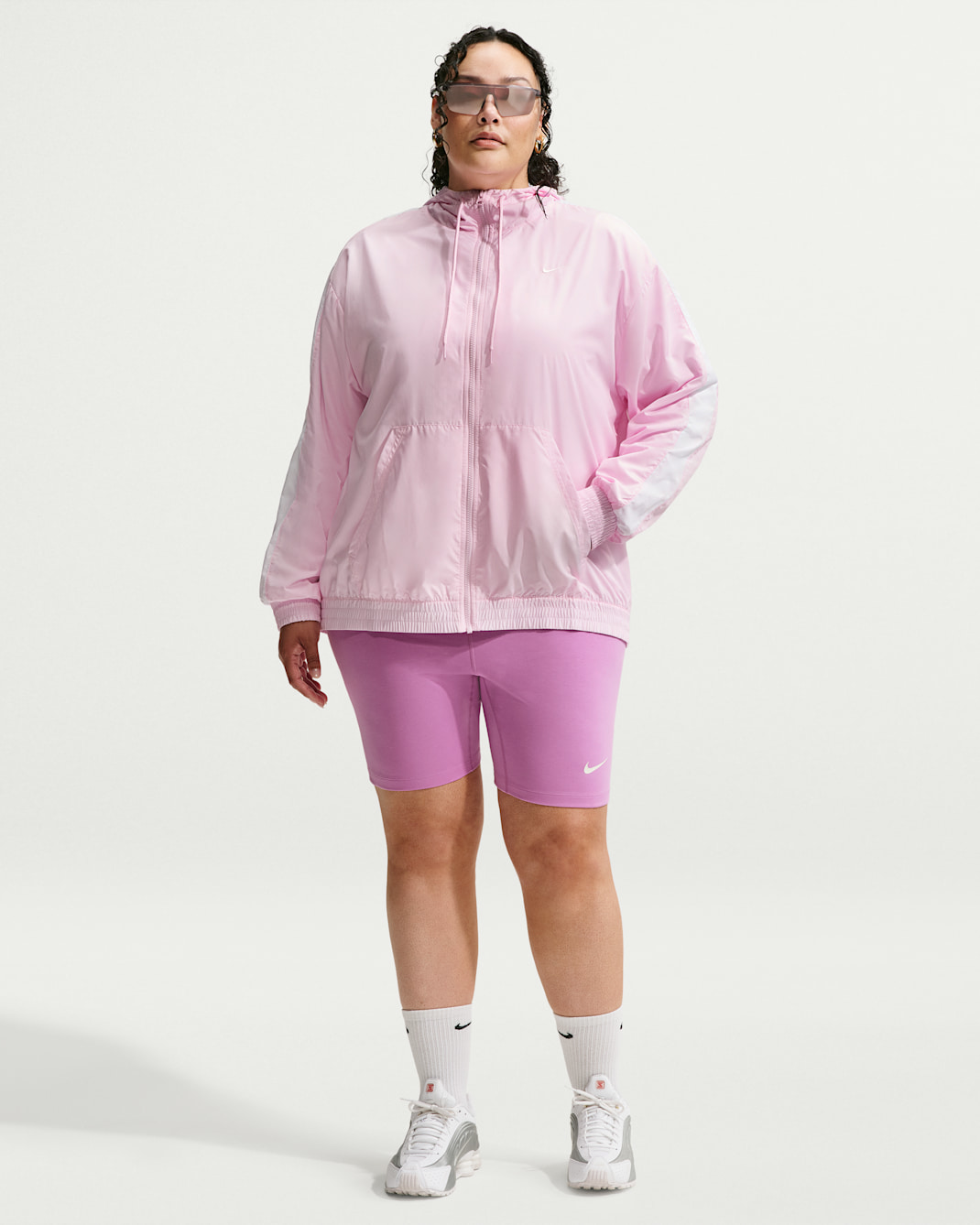 Nike Sportswear Classic Women's High-Waisted 8" Biker Shorts (Plus Size) - Light Magenta/Sail