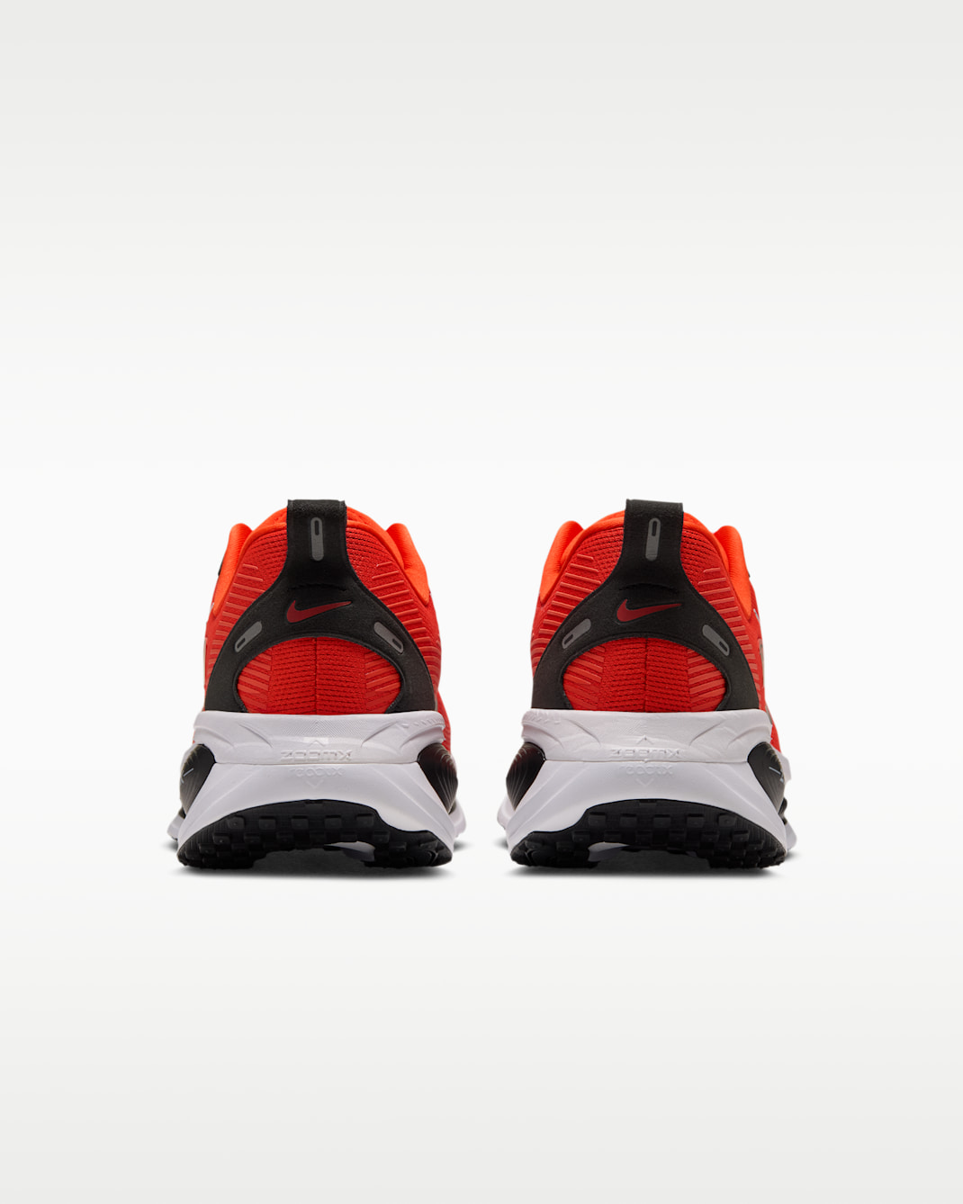 Nike College Vomero 18 (Oregon State) Men's Road Running Shoes
