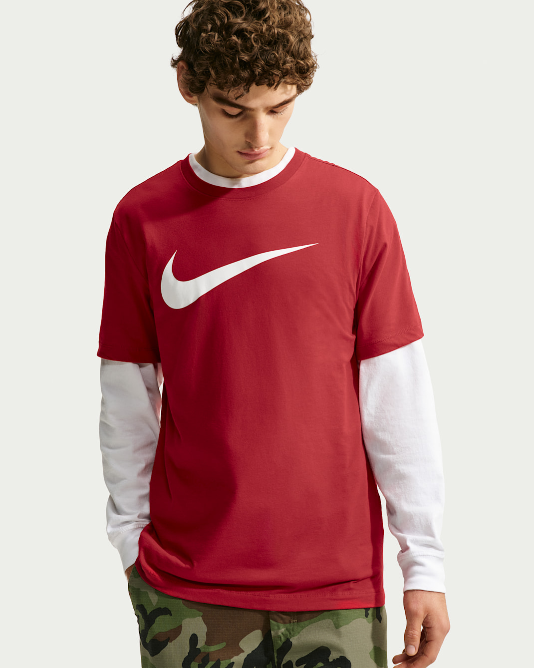 Nike Sportswear Swoosh Men's T-Shirt - Tough Red/White