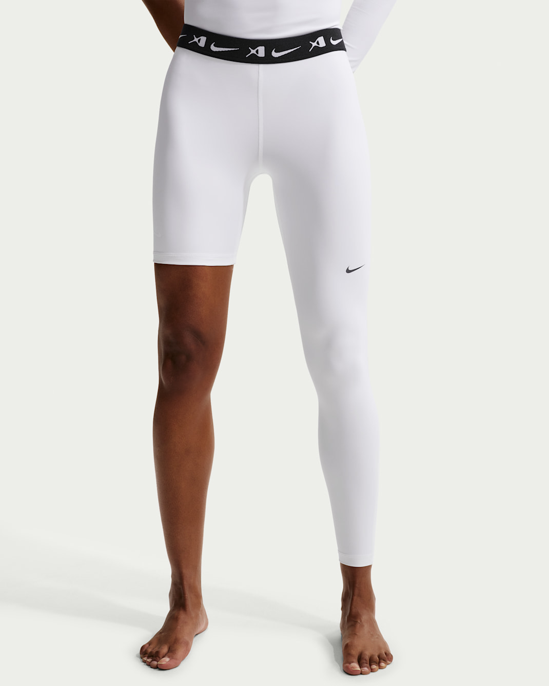 A'ja Wilson Women's A'symmetric Reversible Single-Leg Basketball Leggings