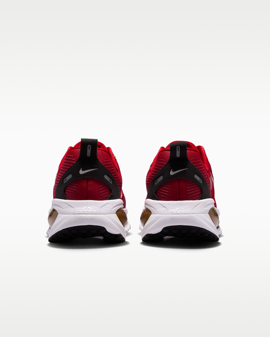 Nike Vomero 18 (San Francisco 49ers) Men's NFL Road Running Shoes