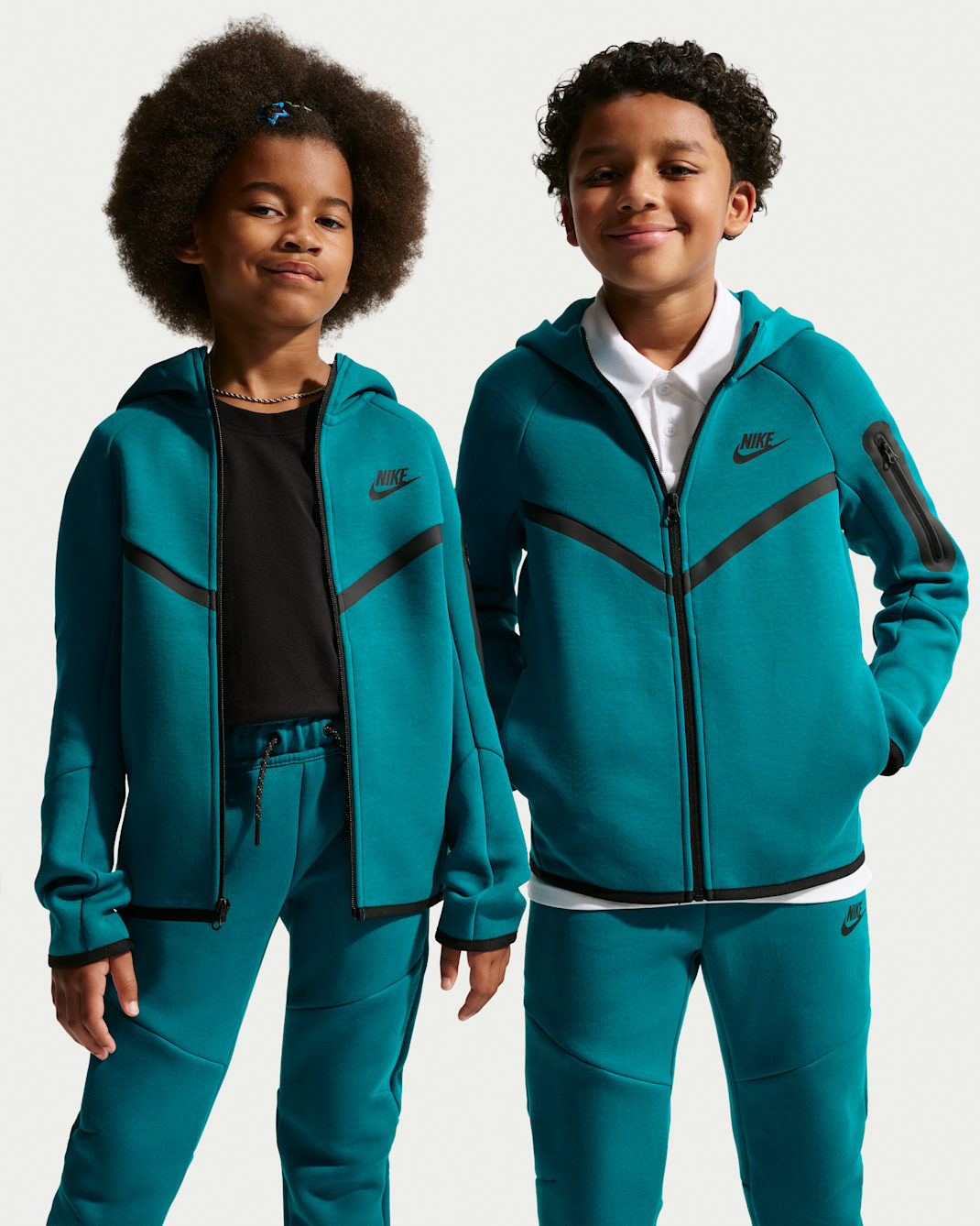 Nike Sportswear Tech Fleece Older Kids' Full-Zip Hoodie - Bright Spruce/Black/Black