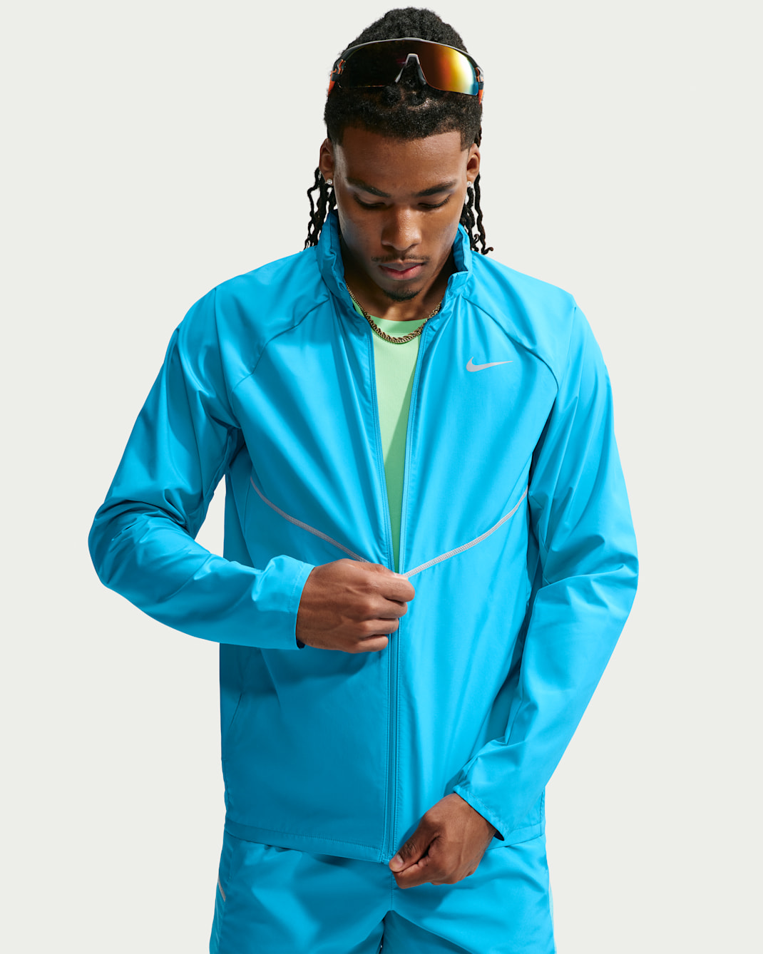 Löparjacka Nike Miler Repel UV för män - Light Current Blue/Light Current Blue