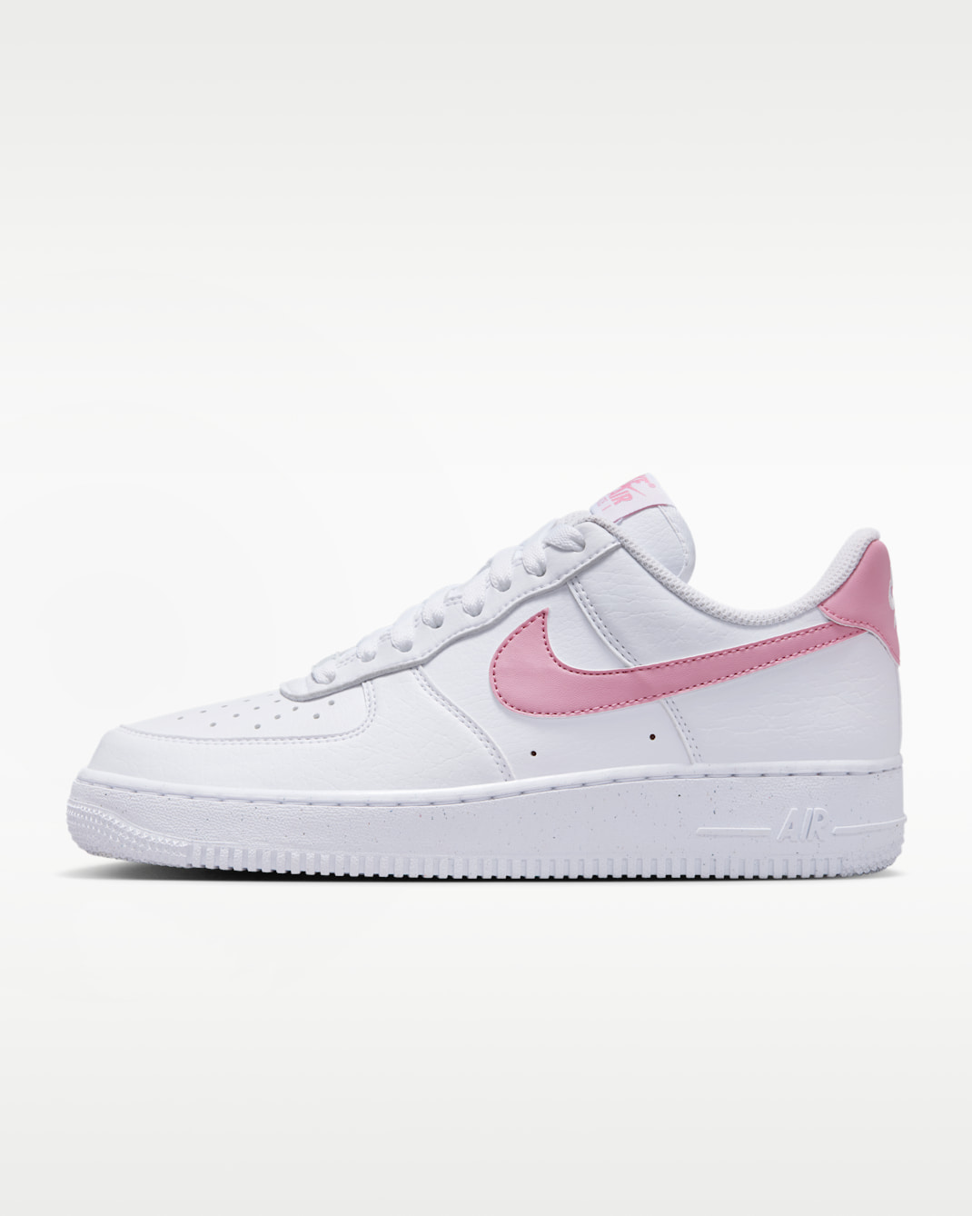 Tenis para mujer Nike Air Force 1 '07 Next Nature - Blanco/Rosa elemental