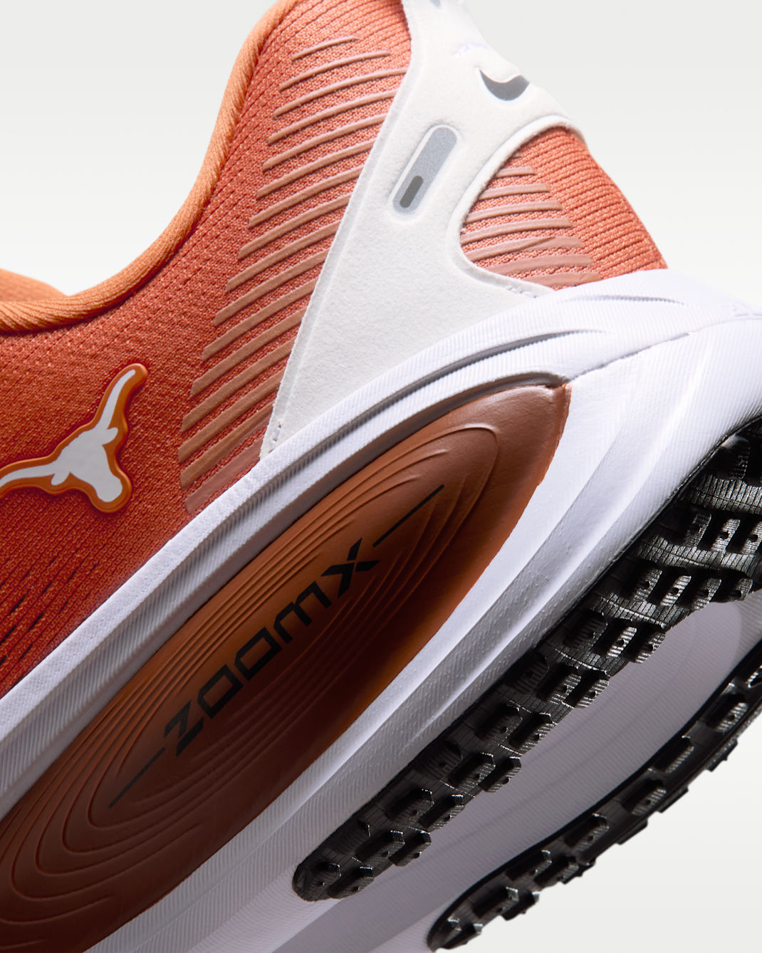 Nike College Vomero 18 (Texas) Men's Road Running Shoes