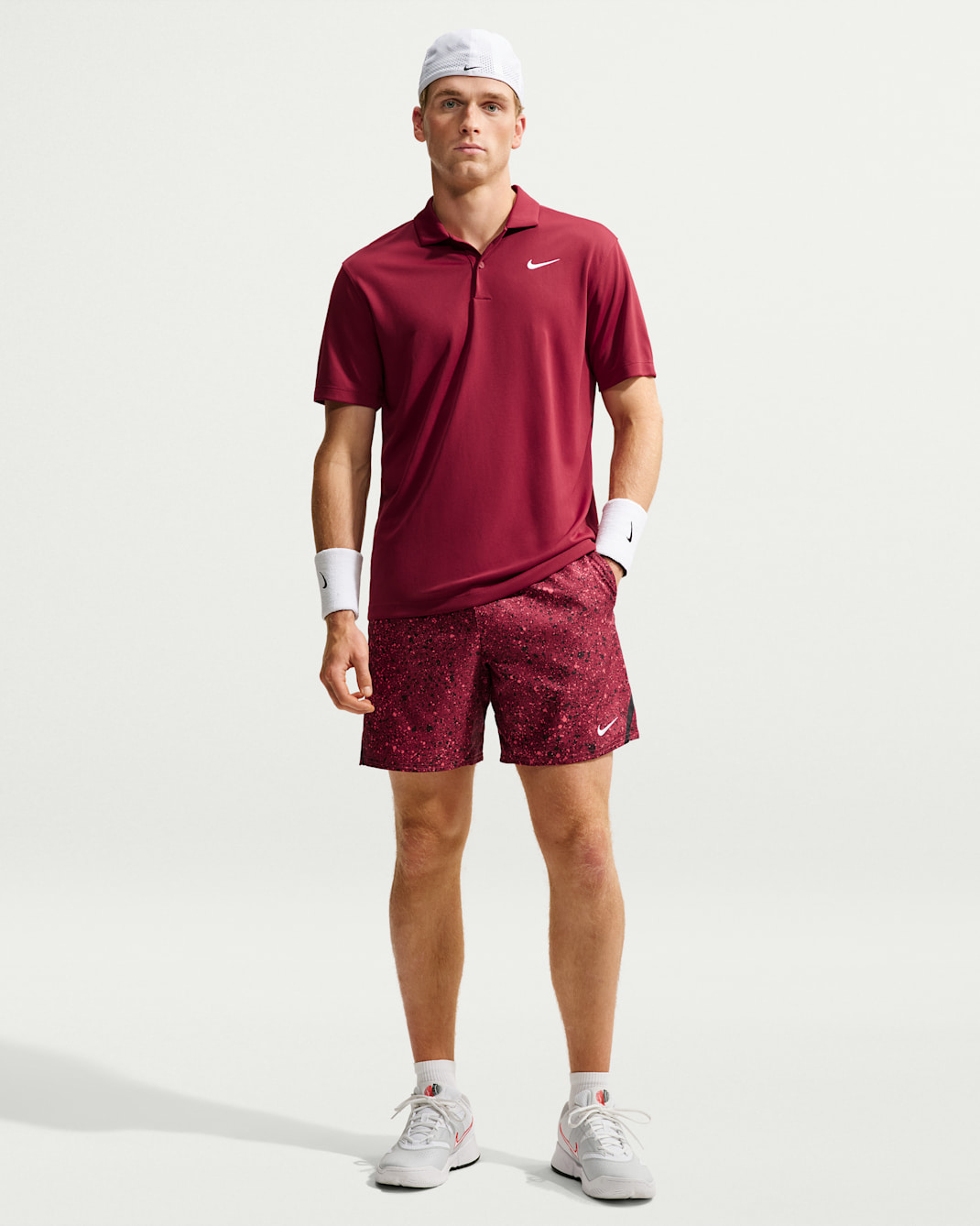 NikeCourt Victory Men's Dri-FIT 18cm (approx.) Shorts - Team Red/White
